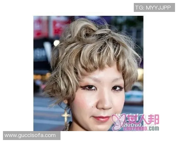 扎头发的足球明星你知道谁是谁吗揭秘那些球场上的发型潮人