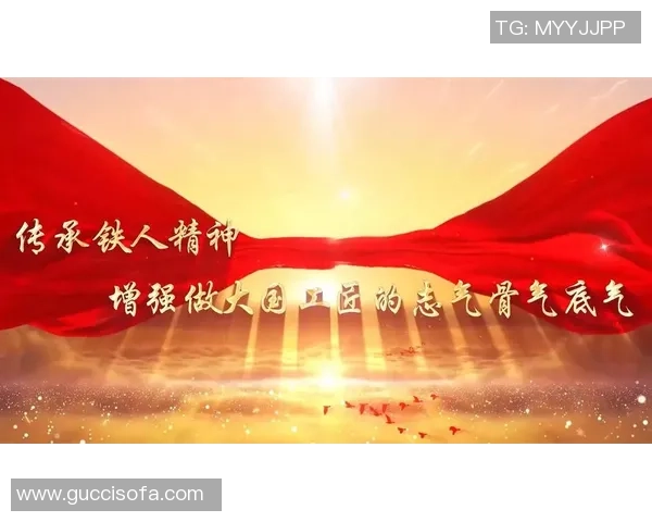 铁人精神与足球传奇的完美结合：探索足球球星铁人背后的不屈毅力与职业生涯